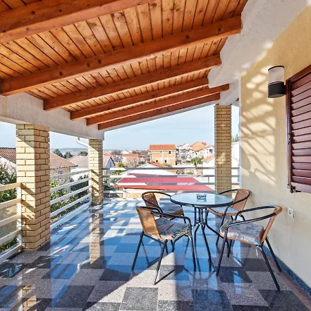 Feriehus In Near Maslenica Jasenice (Zadar)